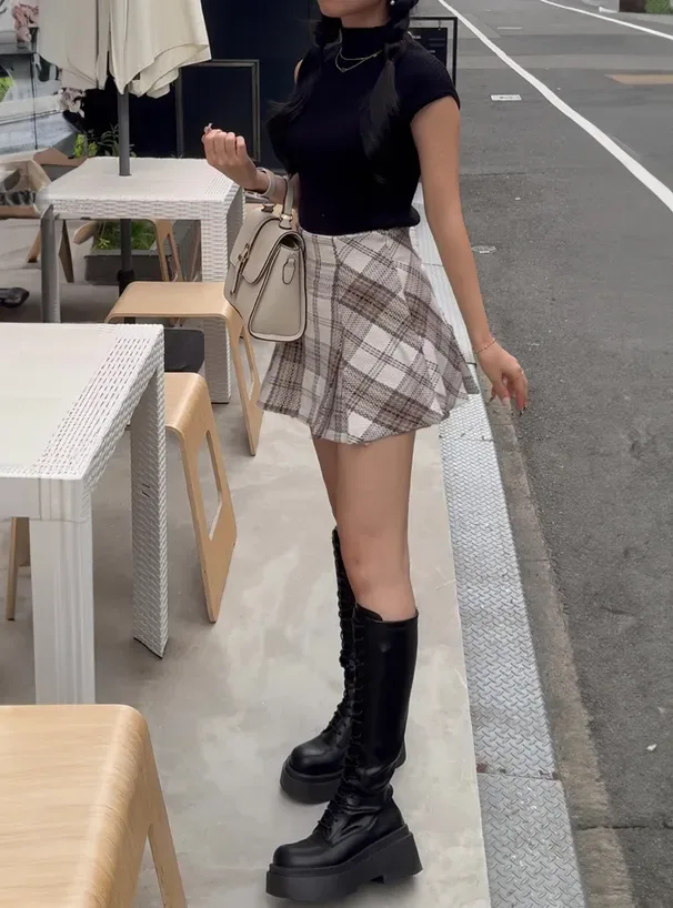 闆娘精選格紋百褶毛呢短裙 thumbnail 7