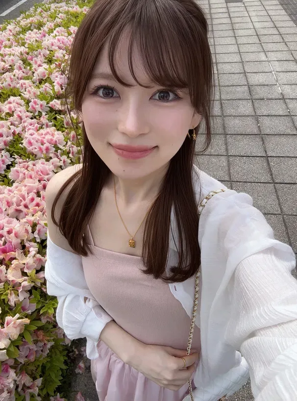 輕透雪紡短版罩衫 thumbnail 3